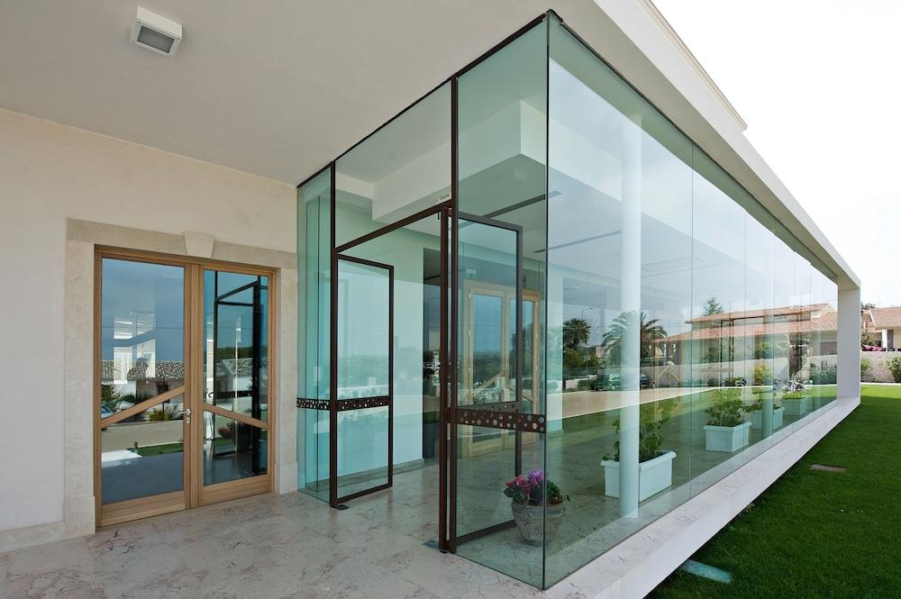 מודיקה Pietre Nere Resort & Spa מראה חיצוני תמונה